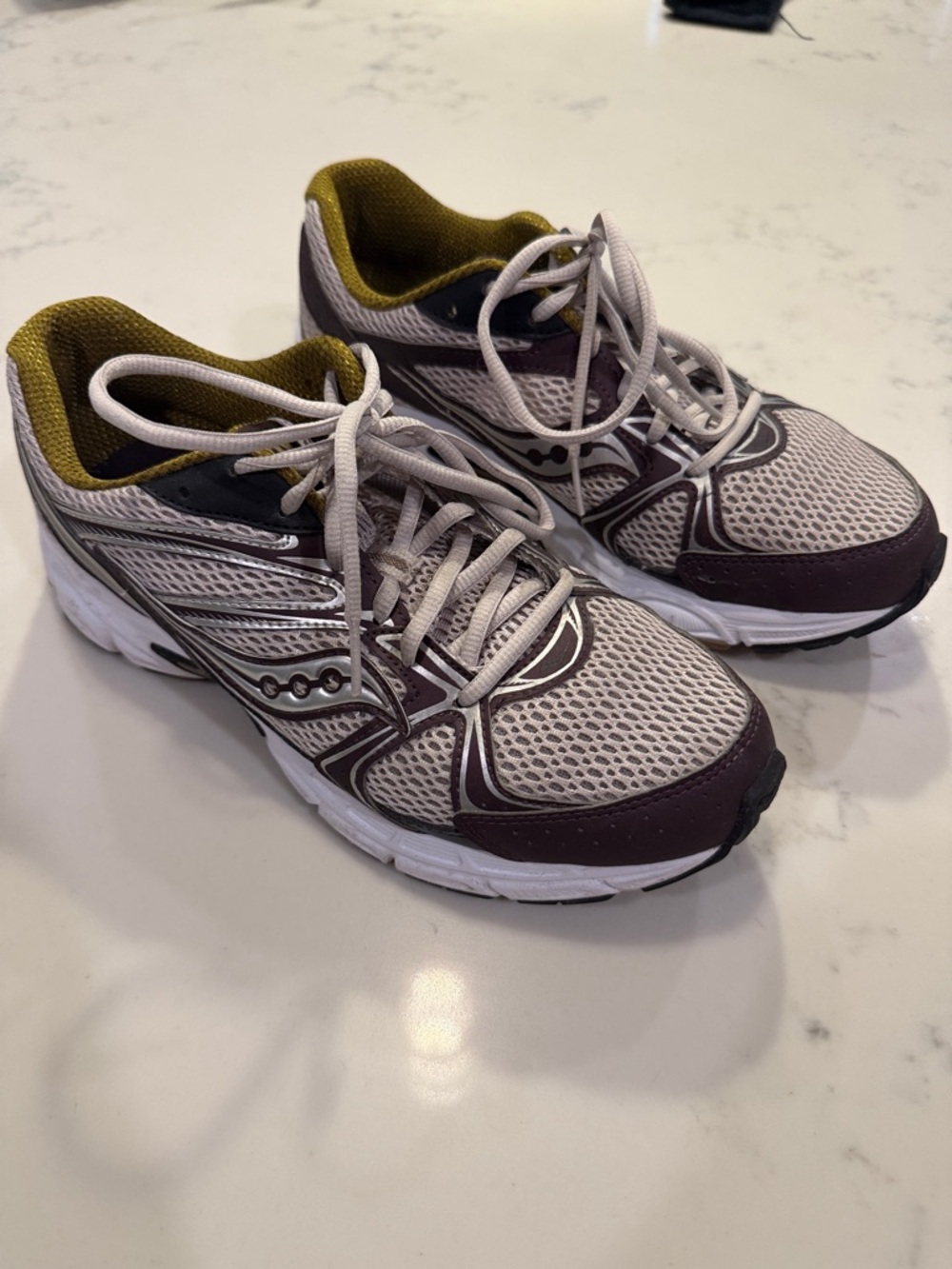 Saucony Sneakers in Light Gray, Plum and Olive